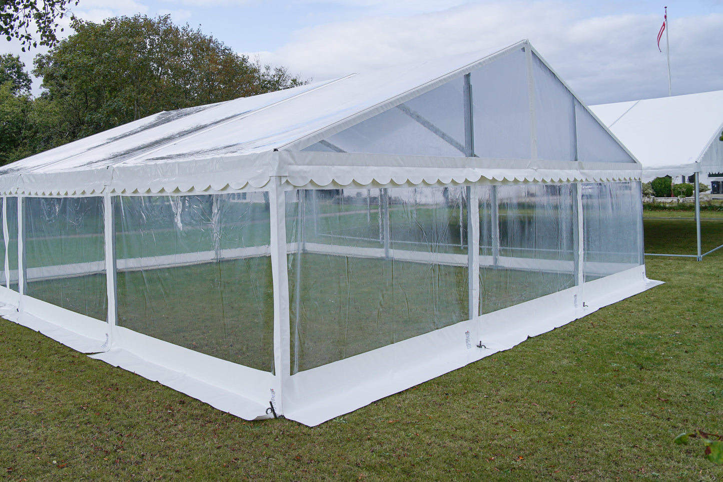 Professionelt festtelt, Panorama - 6x12m (72 kvm - ca. 50-70 gæster)